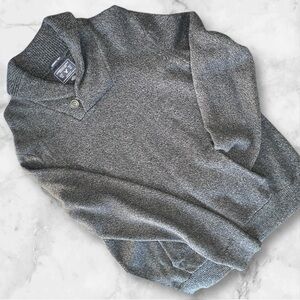 AMERICAN EAGLE OUTFITTERS - Gray “Seriously Soft” Sweater